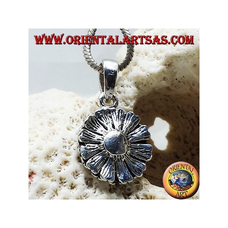 Sunflower pendant in silver