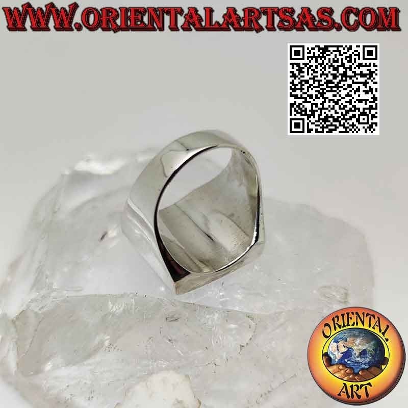 Glatter Silberring mit quadratischem Onyx bündig mit Rand 17x17 mm