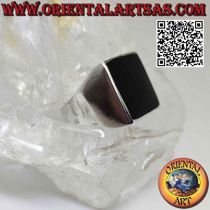 Bague en argent lisse avec bord affleurant en onyx carré 15x15 mm (fin)