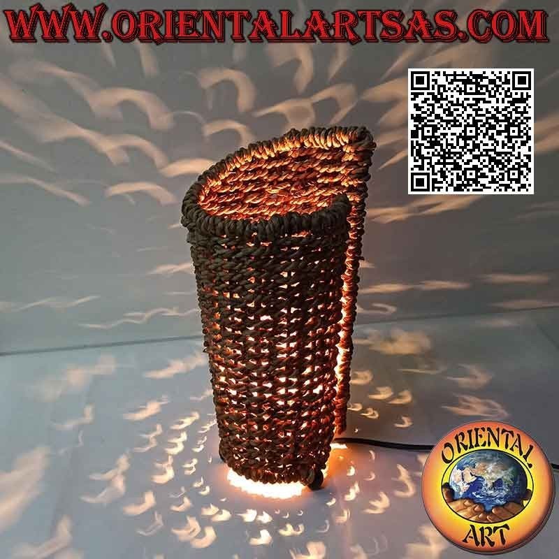 Lámpara de sobremesa étnica, "chapa cilíndrica" ​​con base redonda en platanera entrelazada 34 cm