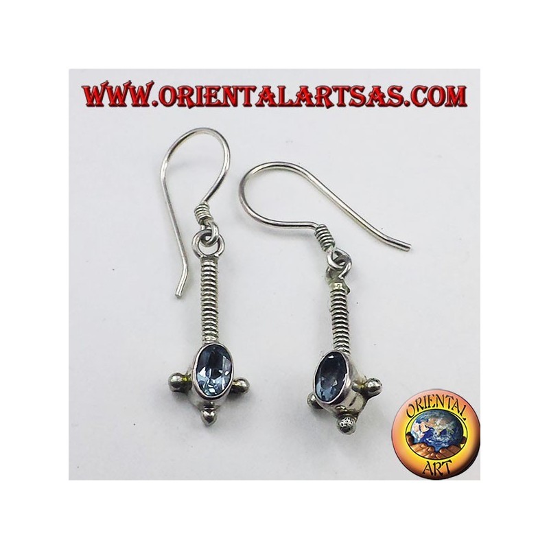 Orecchini in argento  con blu topazio ovale sfaccettata