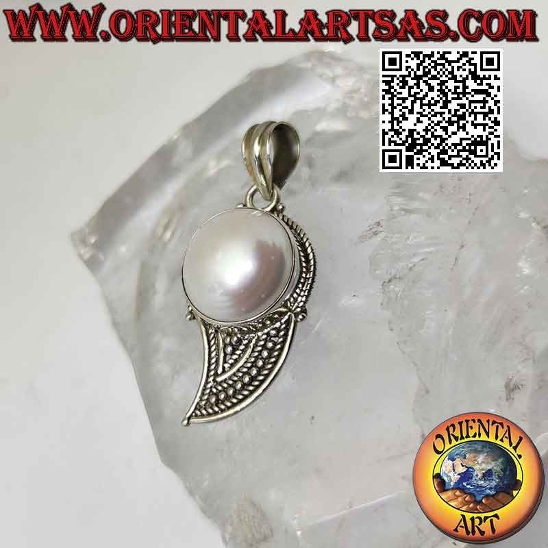 Pendentif en argent, aile d'ange avec grosse perle centrale et micro sphères