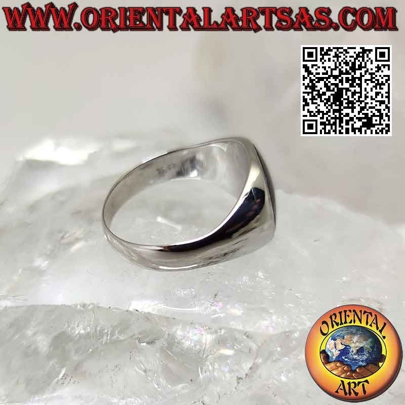 Silver ring with round onyx flush with the edge on a smooth Ø 13 mm frame
