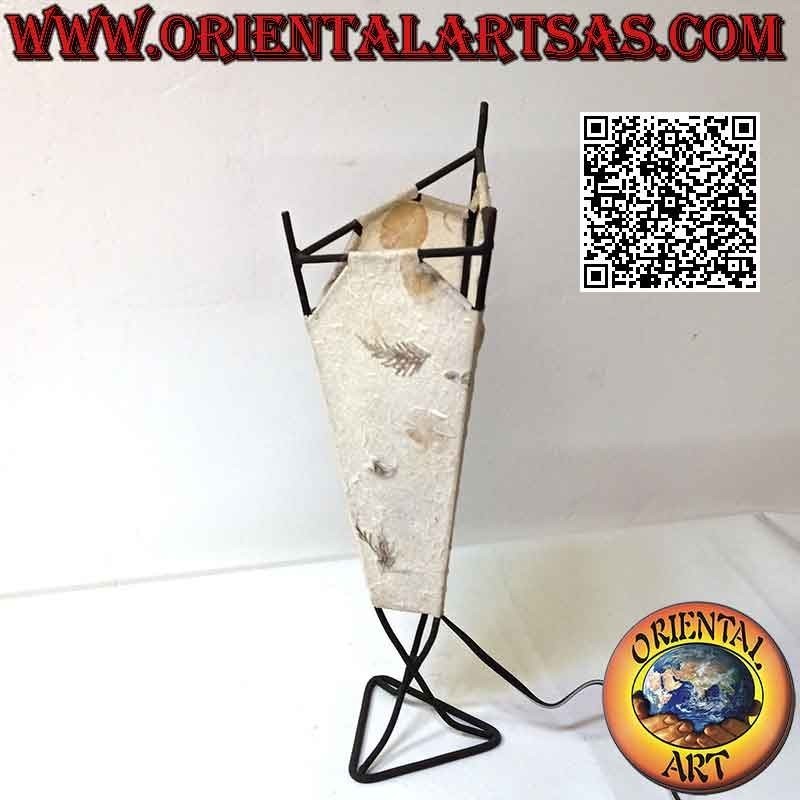 Ethnische Tischlampe, "umgekehrte Pyramide" mit dreieckiger Basis aus Reispapier mit 43 cm Blütenblättern (natürlich)