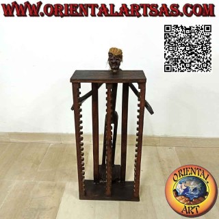 Porte-CD de style primitif avec sculpture d'un aborigène en bois de teck (80 cm)