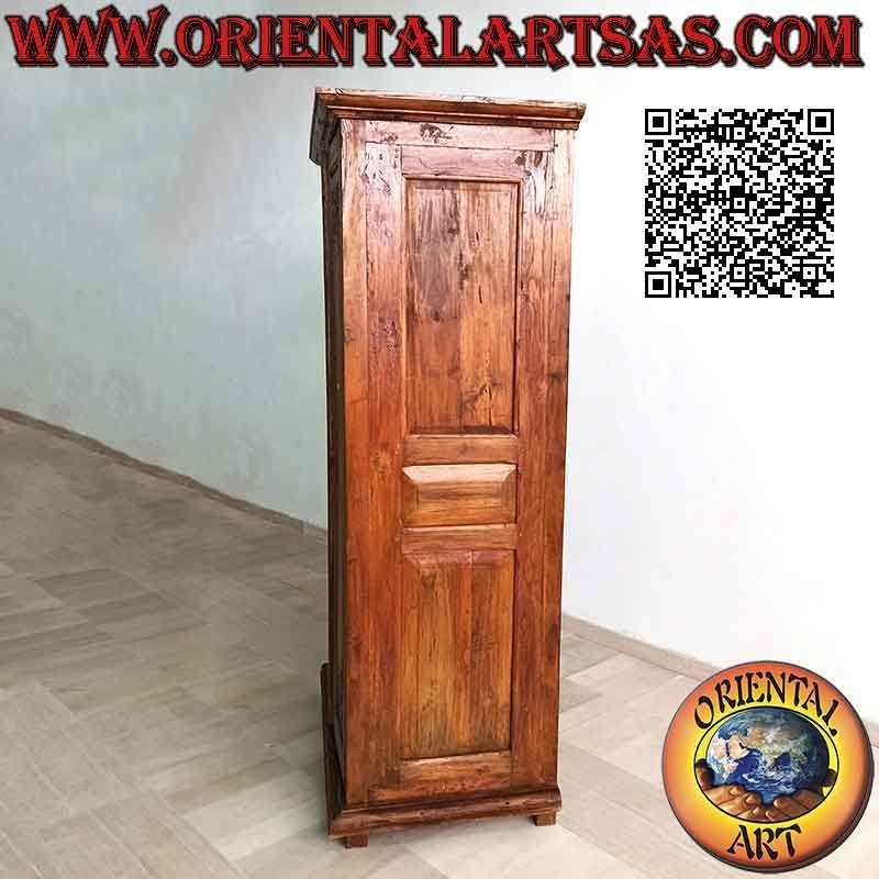 High linear wardrobe with 2 doors and 3 shelves with floral bas-relief decoration in antique teak wood