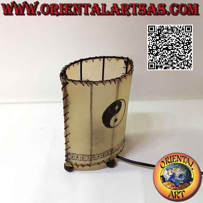 Ethnic table lamp, "linear cylinder" with elliptical base with painted yin yang, in animal skin 20 cm