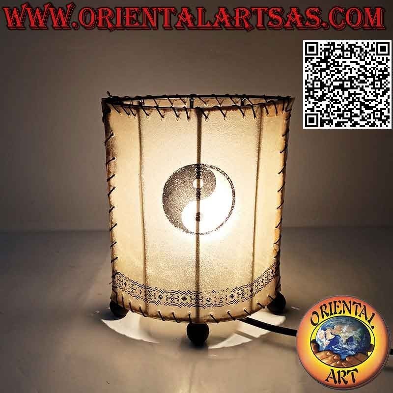Ethnic table lamp, "linear cylinder" with elliptical base with painted yin yang, in animal skin 20 cm