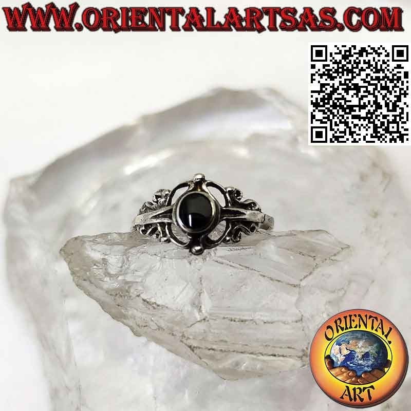 Anello in argento con onice tonda e decorazioni barocche , piccolo