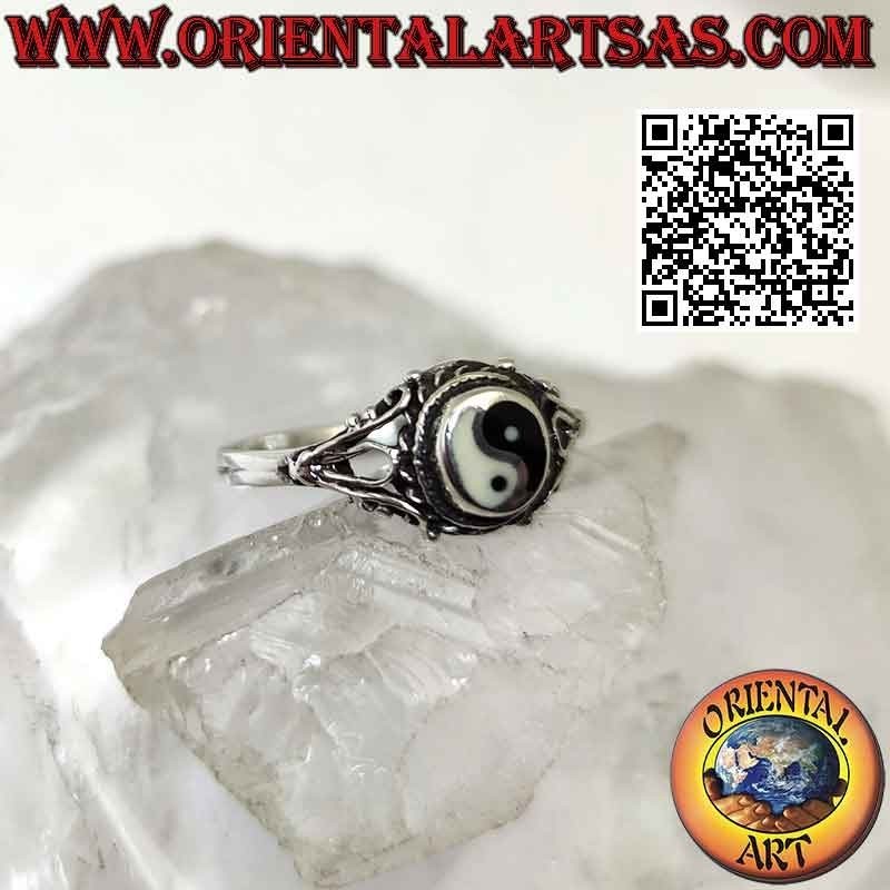 Bague ovale en argent yin yang Tao et décorations (Petit)
