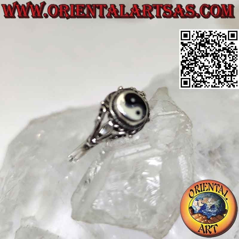 Anello  in argento yin yang Tao ovale e decorazioni  (Piccolo)