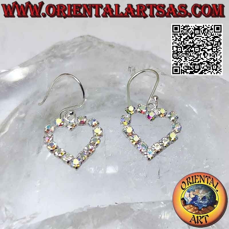 Aretes de plata con cierre de palanca con contorno de corazón de zirconia cúbica arcoíris engastados (pequeños)