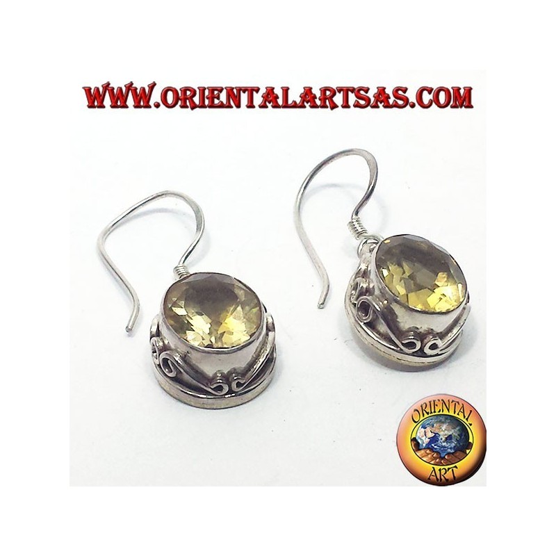 Pendientes de plata con ovalada facetas Topaz Nepal