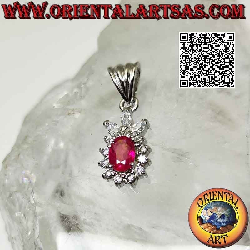 Ciondolo in argento con rubino di sintesi ovale incastonato contornato da zirconi e corona di zirconi a baguette
