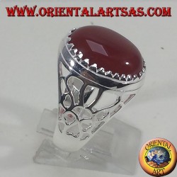 Anillo de plata tallado con cornalina ovalada