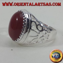 Anillo de plata tallado con cornalina ovalada