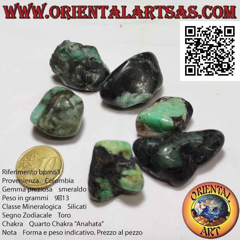 Tumbled emerald