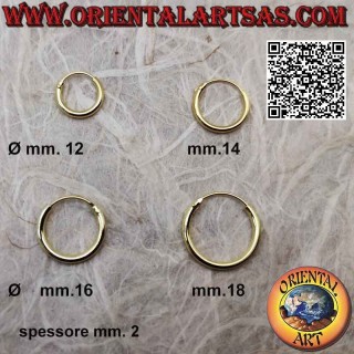 2 mm dicke, vergoldete, glatte Creolen aus Silber