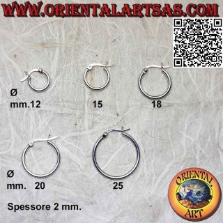 Silberohrringe, glatte glatte 2 mm dicke Kreise (Hebel)