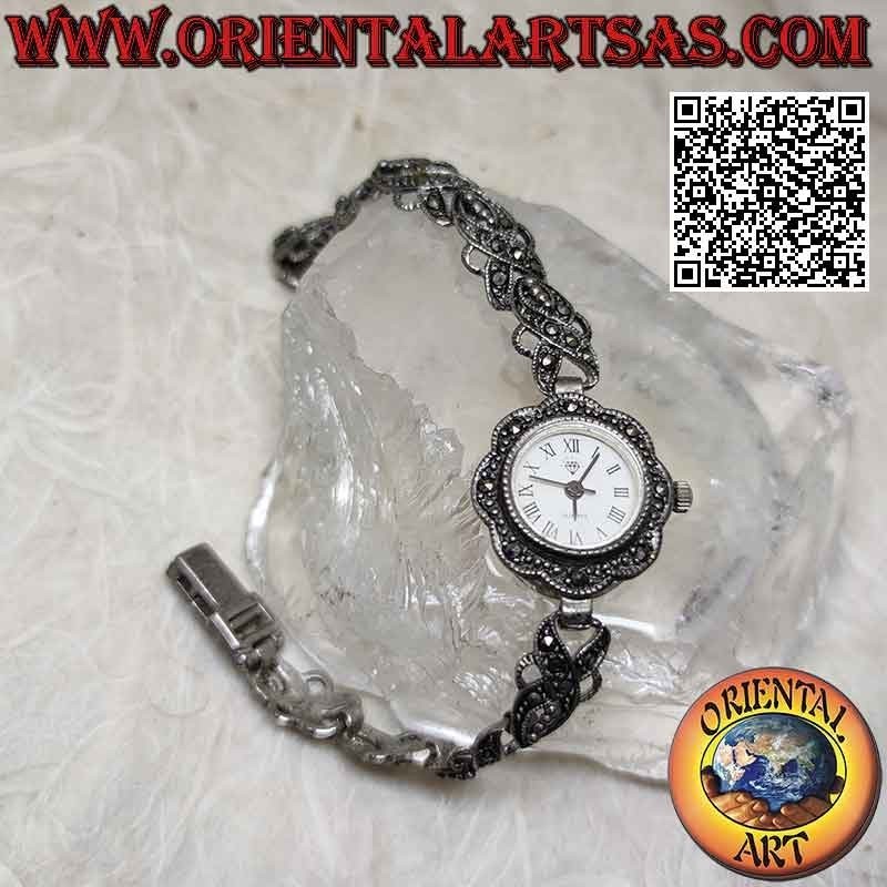 Round quartz watch in 925 ‰ silver with interlocking line strap studded with marcasite