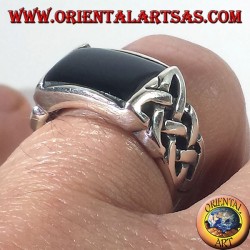 Silberring mit Onyx und keltischen Knoten durchbohrt