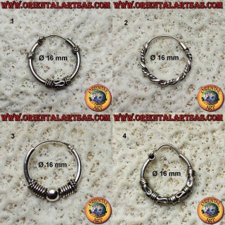Orecchino in argento 925‰, cerchio lavorato, 16 mm di diametro (7)