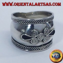 anello fascia larga in argento, Bali spirale