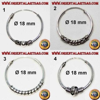 Ohrring aus 925 ‰ Silber, bearbeiteter Kreis, 18 mm Durchmesser (2)
