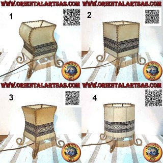 Ethnische Tischlampe aus Tierhaut 20 cm, verschiedene Formen