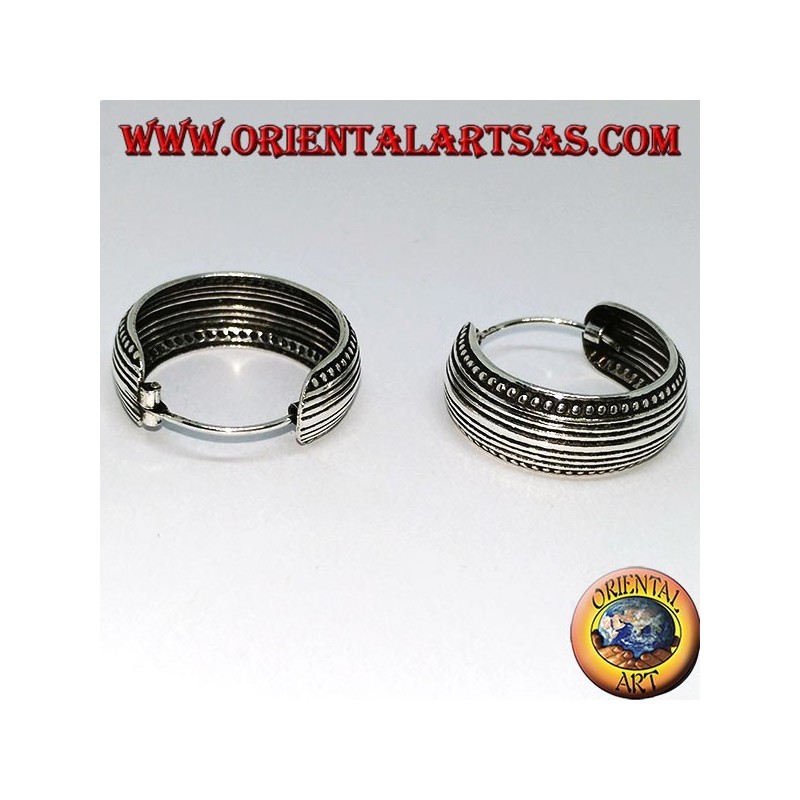 Aretes de plata de aro redondeado ancho cincelado de 20 mm (1)