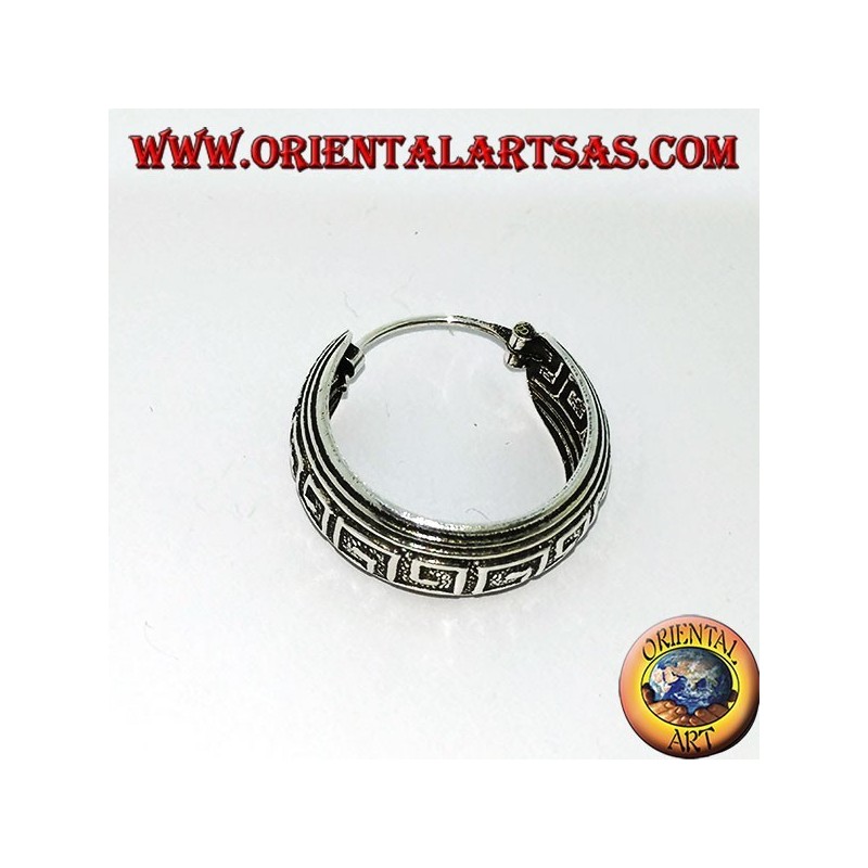 Orecchini in argento a cerchio largo bombato cesellato da 20 mm (1)