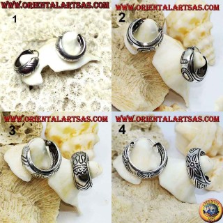 Boucles d'oreilles en argent grand cercle arrondi ciselé 14 mm et 6 mm d'épaisseur (1)