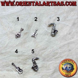 Mini pendiente de plata, instrumentos musicales.