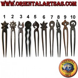 Haarnadel mit zwei Stäbchen...