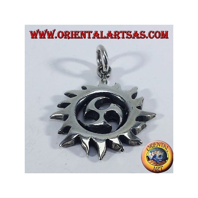 colgante en plata Tomoe solar