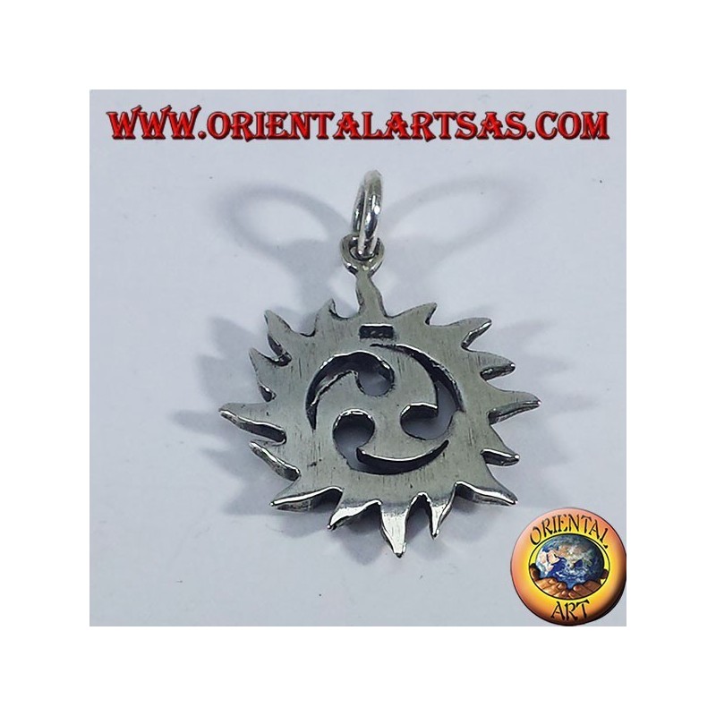 colgante en plata Tomoe solar