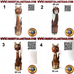 Skulptur einer sitzenden...