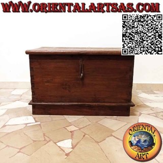 Traditional antique chest with 75 cm teak wood sealable lock