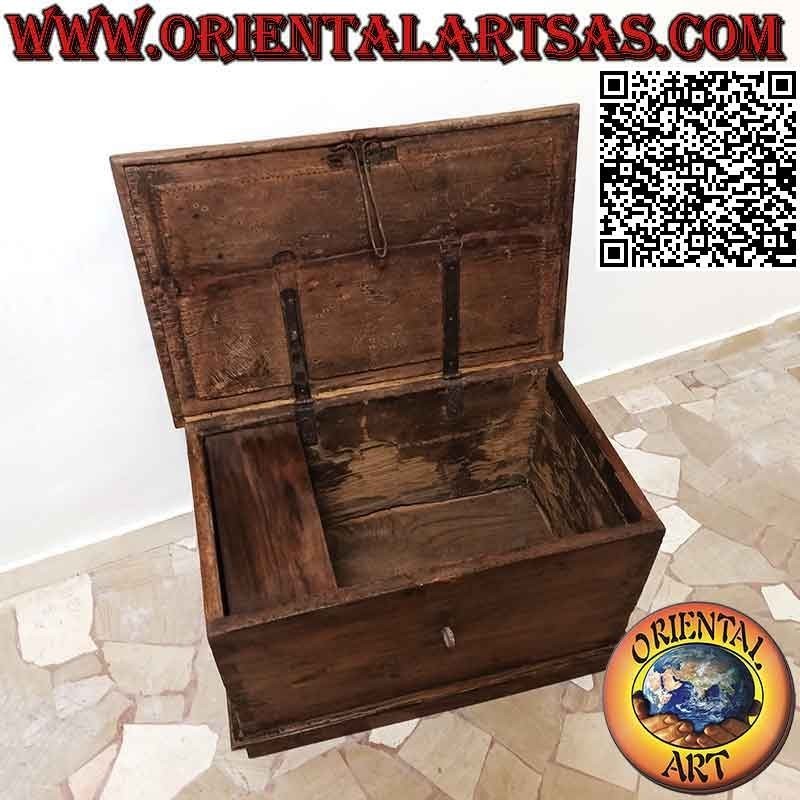 Coffre antique traditionnel avec serrure plombable en bois de teck de 75 cm