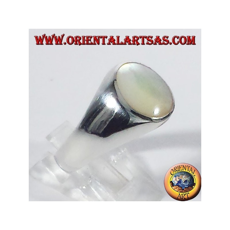 anillo de plata con la madre de la perla redonda