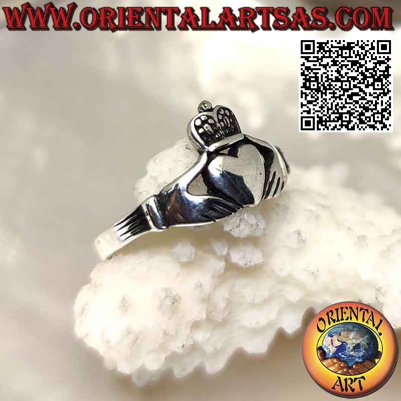 Anillo de plata Claddagh irlandés clásico (amor, lealtad y amistad) con corona punteada