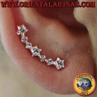 Pendientes trepadores de plata (trepador) con circonitas blancas pequeñas y grandes alternadas