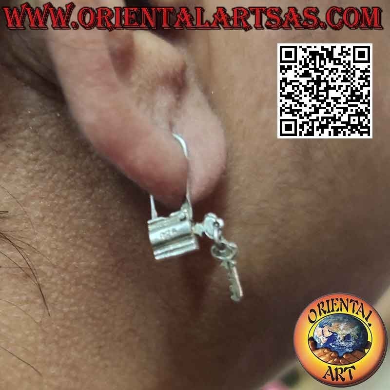 "Special" silver earring, the padlock with the key