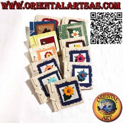 Carnet carré avec fleur, en...