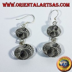 silver earring, two rings node