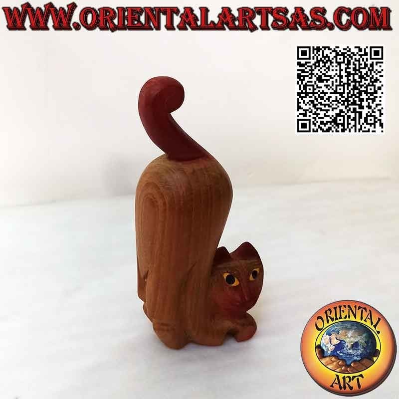 Scultura gatto thailandese in posizione di allerta, in legno di teak
