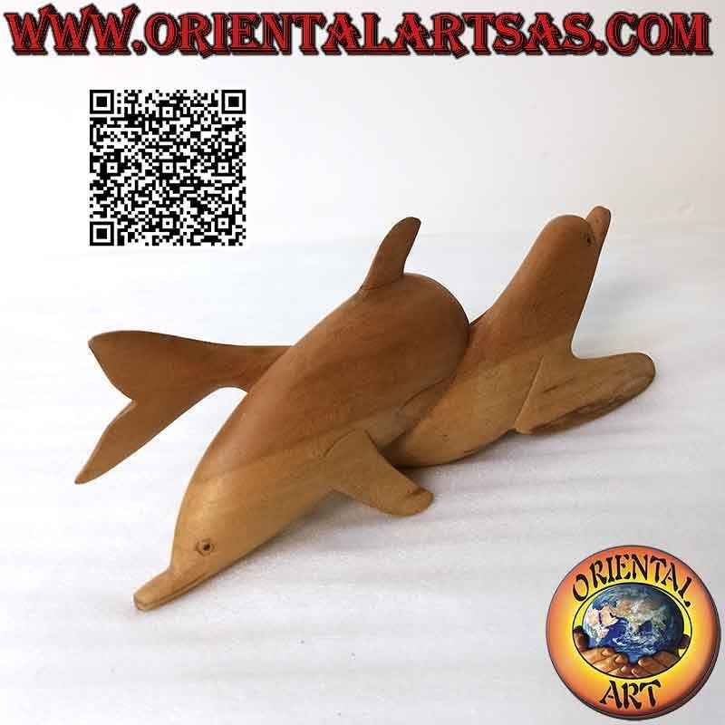 Skulptur eines ineinander verschlungenen Delphinpaares aus 20 cm starkem Hibiskusholz