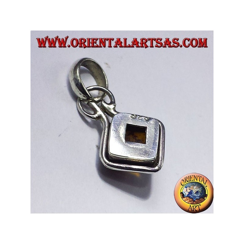 Pendentif en argent avec Amber monté à gronder