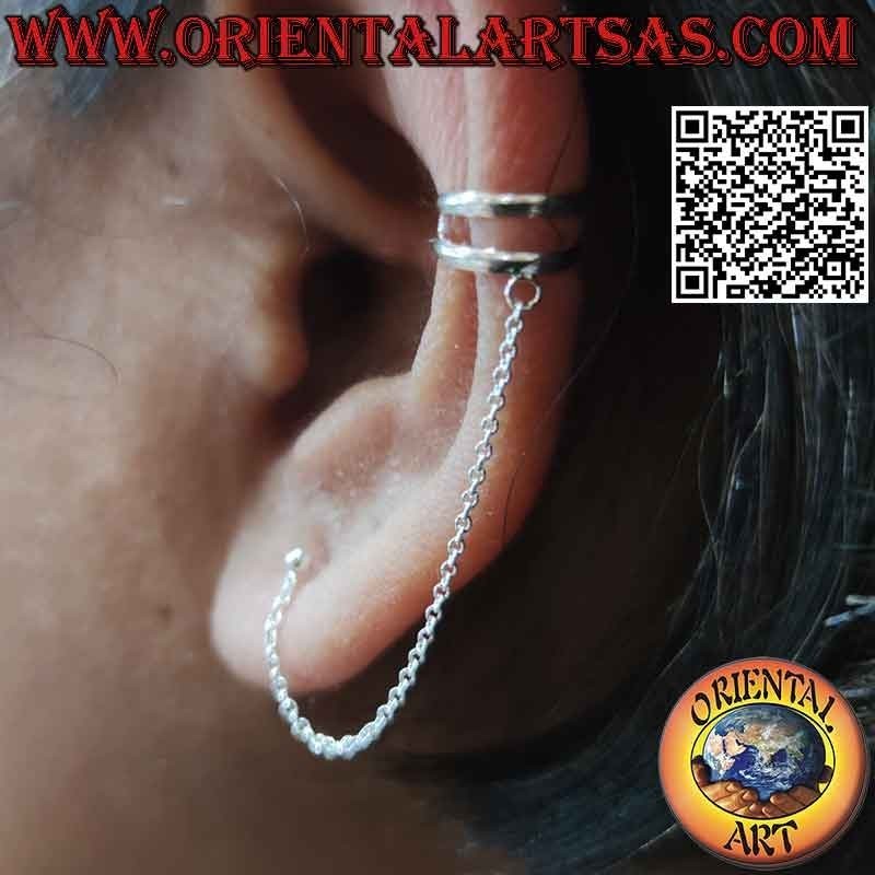 Silberne Ohrmanschette mit Kette und Lappenpunkt, Paar Ringe