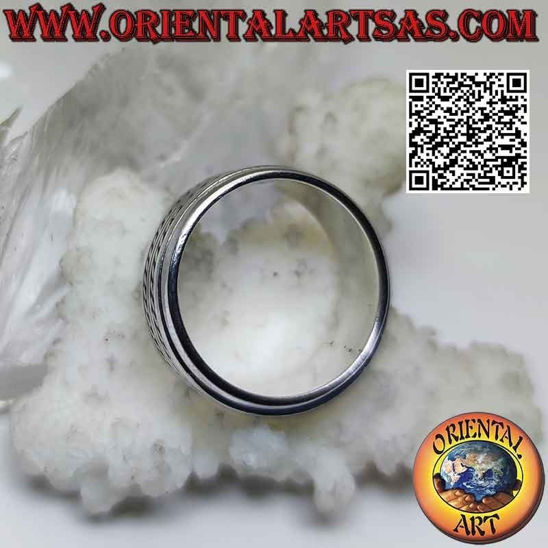 Anillo de plata con banda antiestrés, doble línea lisa entre entrelazados